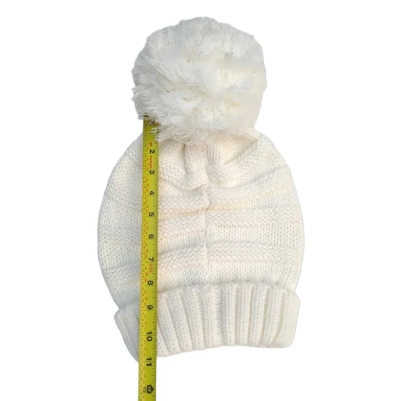 C.C. white scrunchie Pom Pom knit winter hat beanie toboggan - Picture 5 of 6